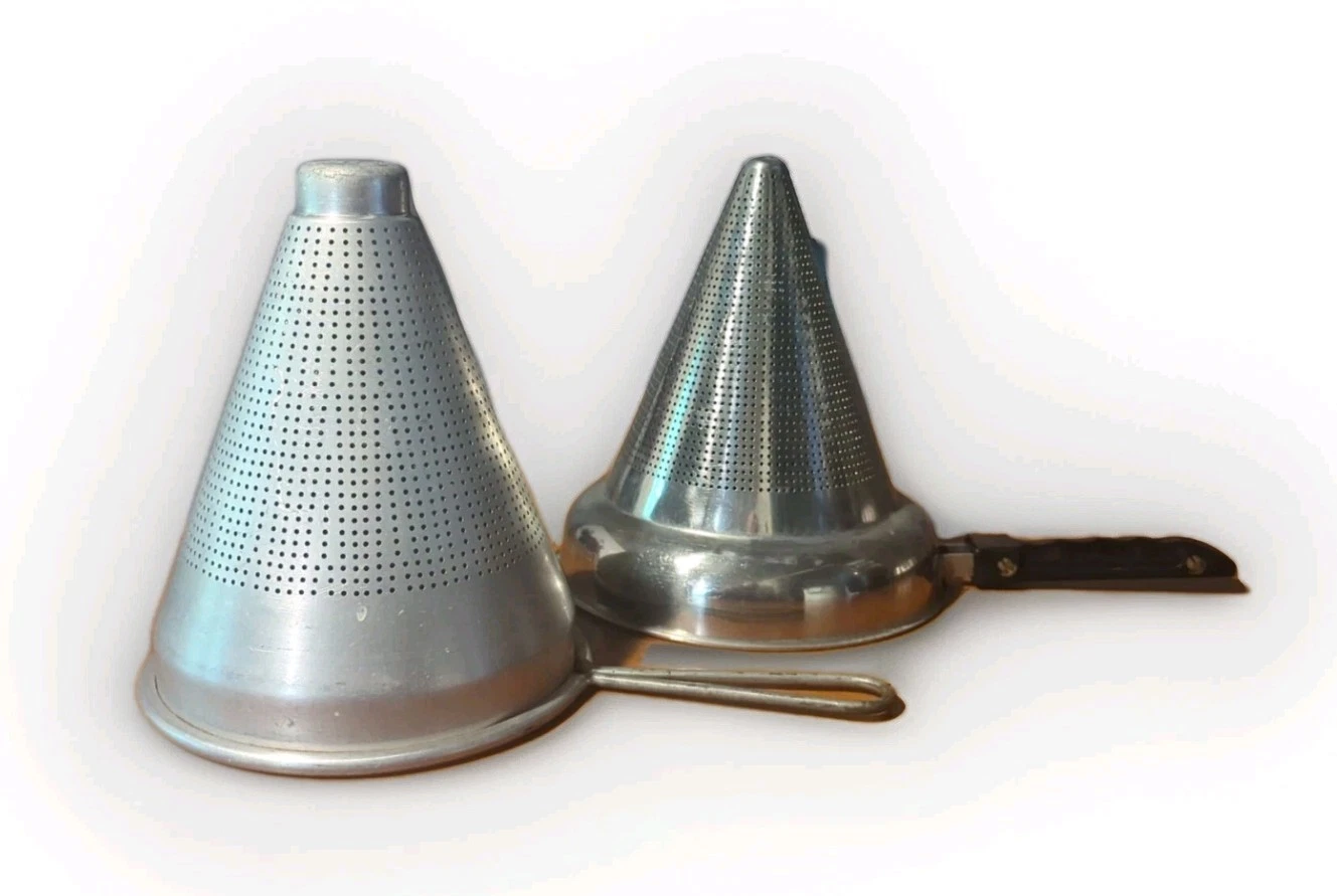 Set Of 2 Juicers Colanders Juicers Sieve 8 3/4" Strainer