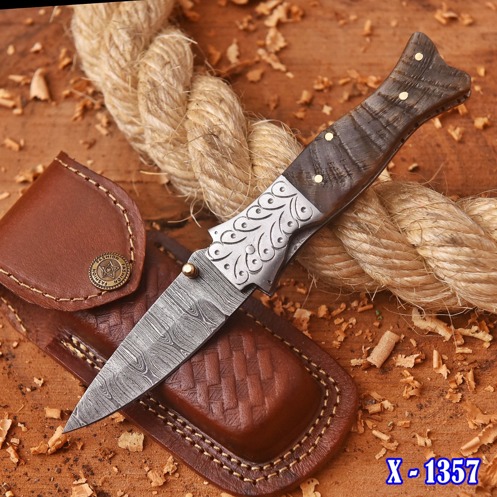 Custom Hand made Damascus Hunting Pocket Knife With Ram Horn Handle