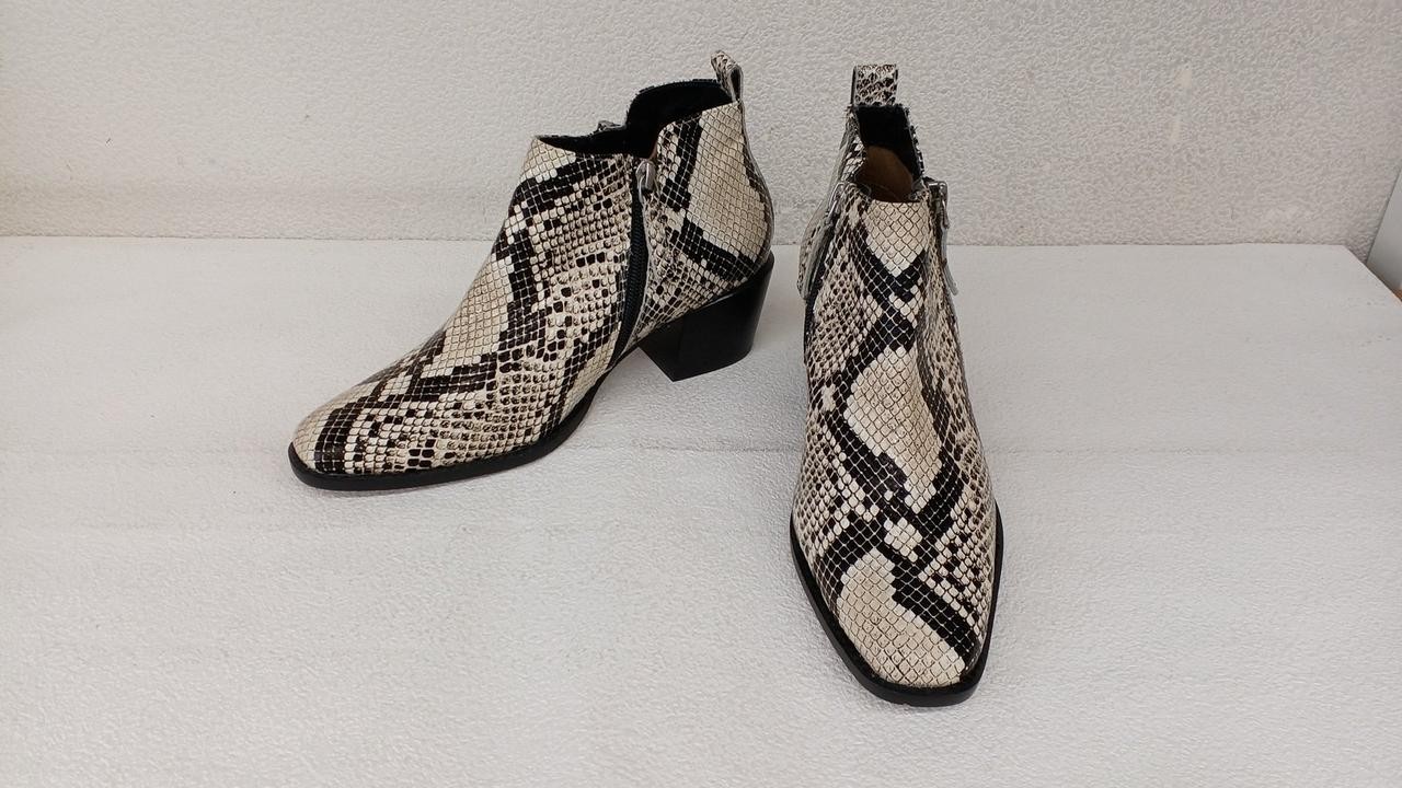 Lisa Vicky Python Condition B Short Boots FYO35 - image 1