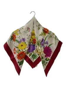 Foulard femme GUCCI soie rouge à fleurs