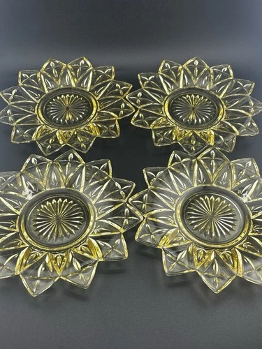 Vintage 1960s Federal Glass Amber Sungold 12 Point Petal Sunflower Plates