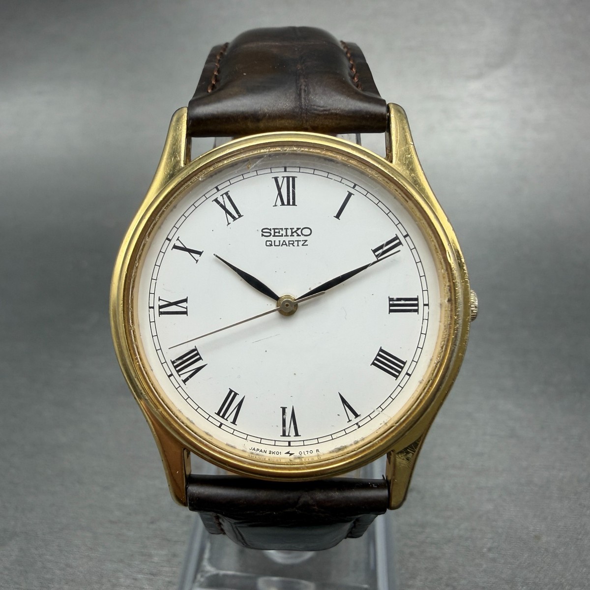 Seiko Watch Men 32mm White Dial Gold Tone Round 2K01-0090  display picture 1