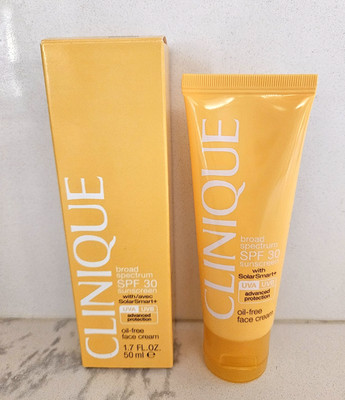 New Clinique Broad Spectrum SPF 30 Sunscreen w/Solar Smart+ Oil-Free Face Cream