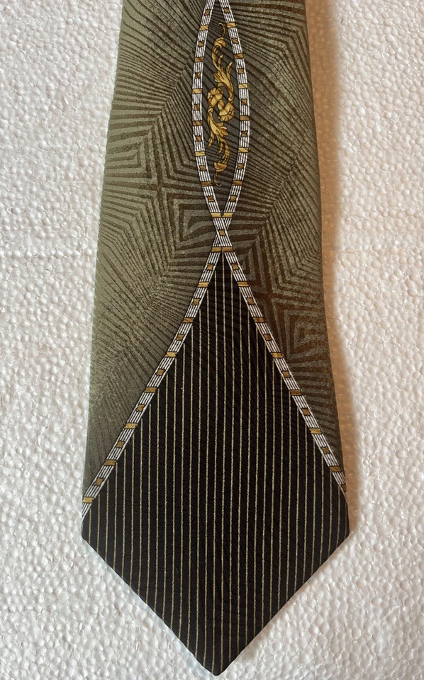 Corbata de vestir vintage para hombre verde y negra 4” de ancho de seda pura 61” de largo Foto 2 de 4