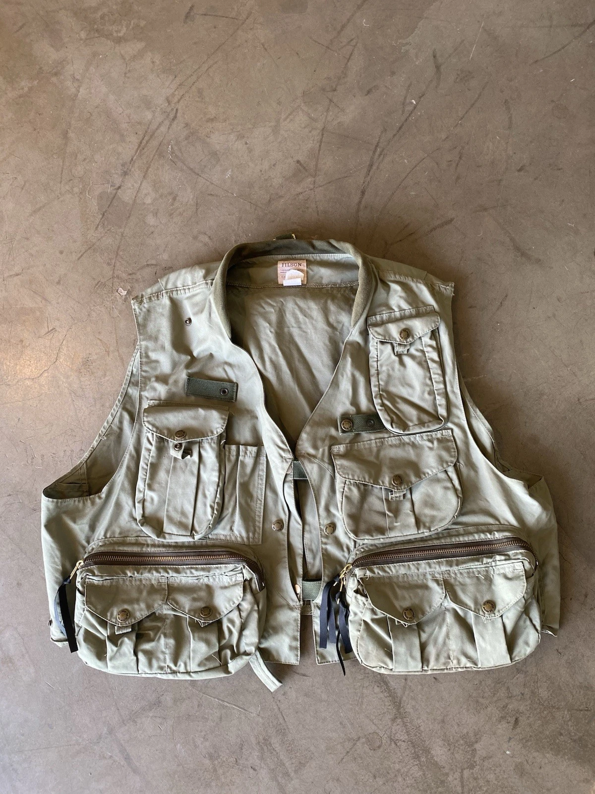 Filson Fly Fish Guide Vest Mens XL Green Style 136S Made In USA