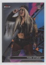2021 Topps Finest WWE Toni Storm #73 1z6