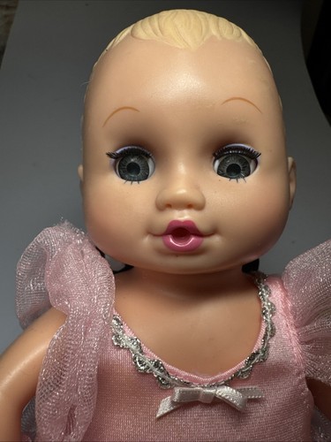 Vintage Lauer Water Baby Doll Closing Eyes 1995 Grey Eyes - Picture 4 of 5