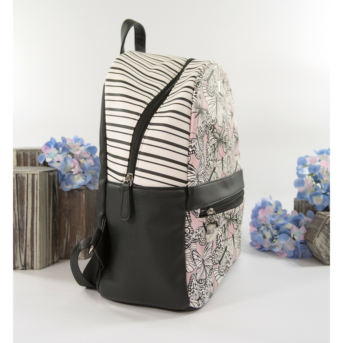 Betsey Johnson Sammy Black White Blush Butterfly Backpack  display picture 3
