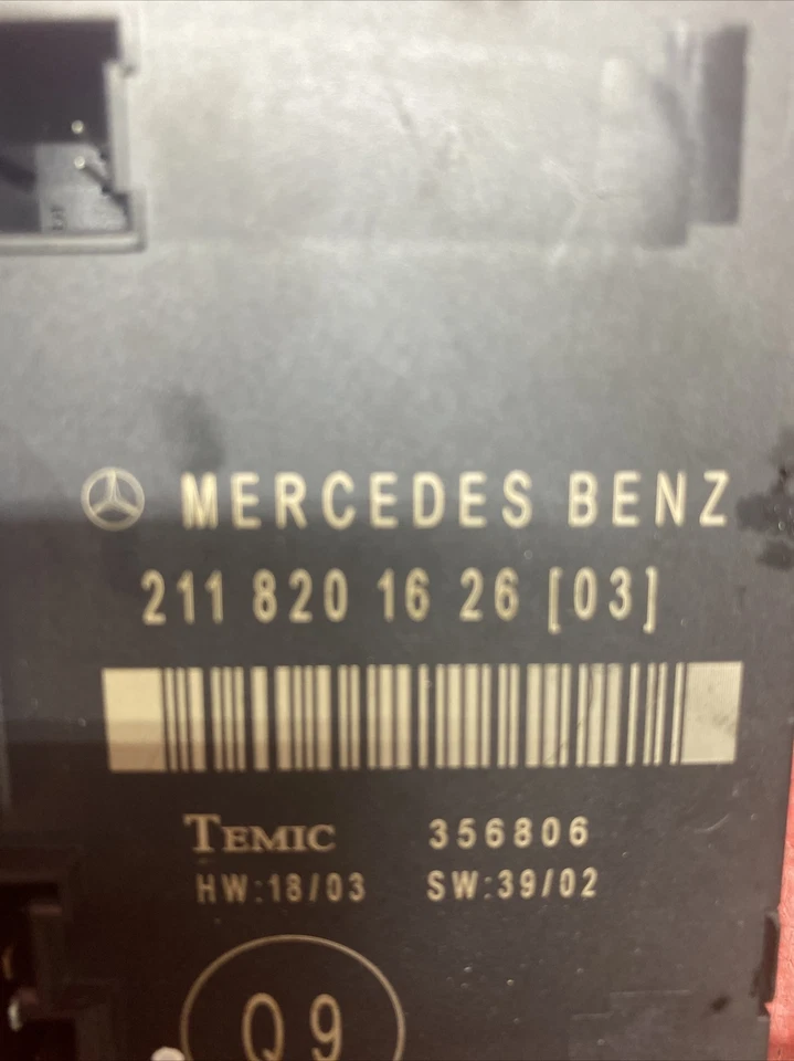 Módulo de control de puerta de pasajero trasero derecho Mercedes-Benz E320 E350 E500 2005  Foto 3 de 3