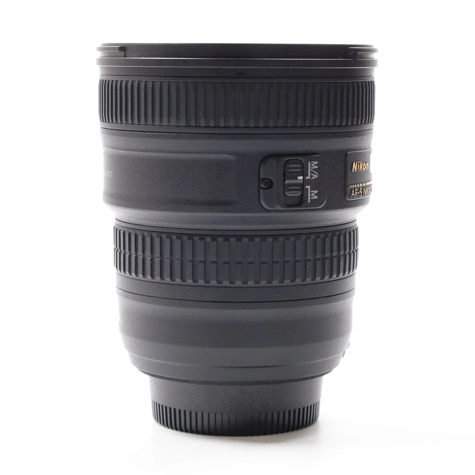 Nikon AF-S NIKKOR 18-35mm F3.5-4.5G ED [Casi Como Nuevo] #2861C - Imagen 4 de 4