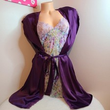 VTG Victoria's Secret Floral Babydoll  Satin Robe Set Size M Purple