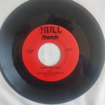 The Blonde Bomber / The Shep And The Limelites   Strollie Bun / Party For Two 7''