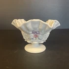 Westmoreland Compote Pedestal Bowl Roses & Bows Milk Glass Ruffled VTG