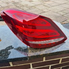 Original Mercedes LED Rückleuchte Heckleuchte Li C-Klasse W205 Limo a2059060357