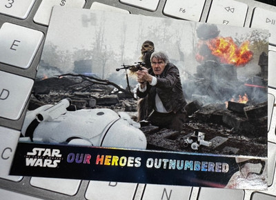 2016 Star Wars Force Awakens Base Refractor Silver Our Heroes... #69 / bx123