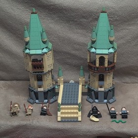 LEGO Harry Potter Hogwarts 4867 & 30111   w/Instructions(missing 1 minifig)