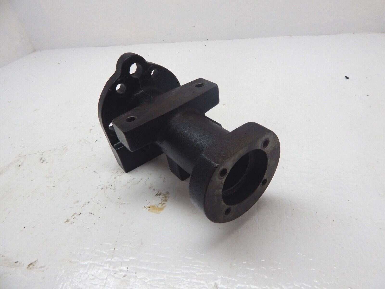 John Deere 318 330 Peerless Transmission Rear Axle Housing M85566  