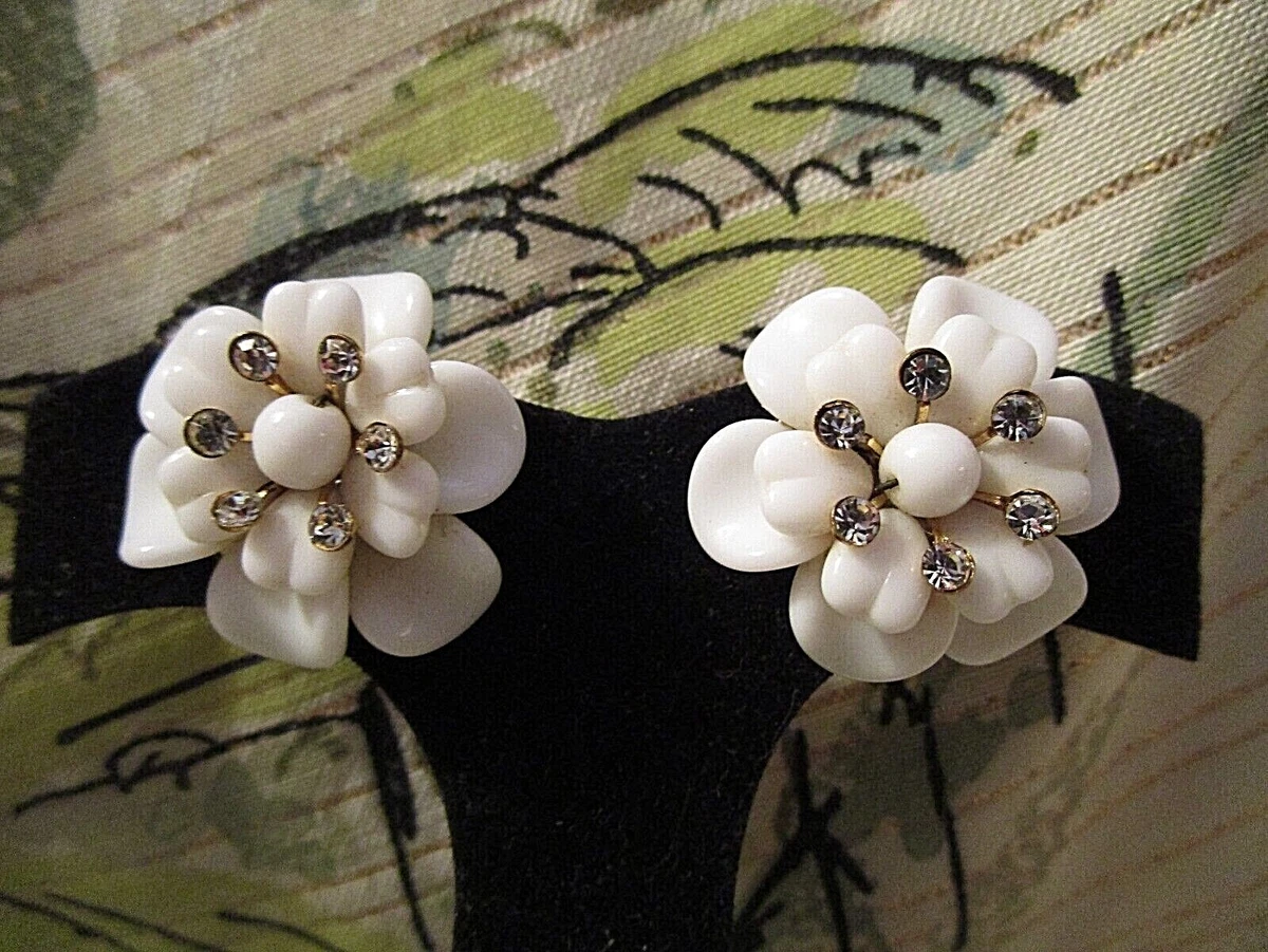 Vintage flower earrings outlet