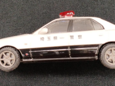 TOMYTEC Tomica TLV-N127 Nissan Skyline Police Car Saitama
