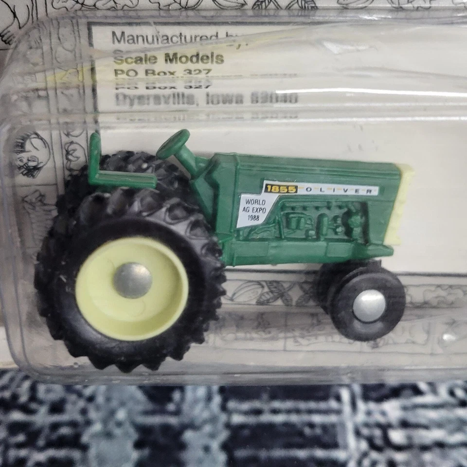 Modelos a escala 1988 de colección escala 1/64 plástico world ag expo Oliver 1855 n/frontend GN Foto 2 de 4