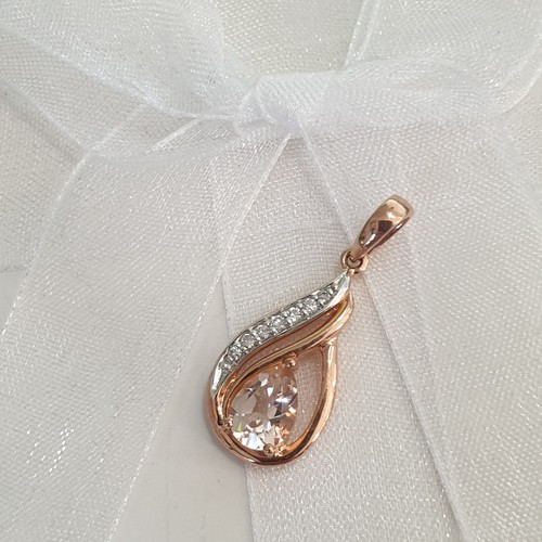 9ct Rose Gold Pear Cut Morganite and 6 Diamond Pendant *VIDEO* As New Condition - Picture 18 of 23