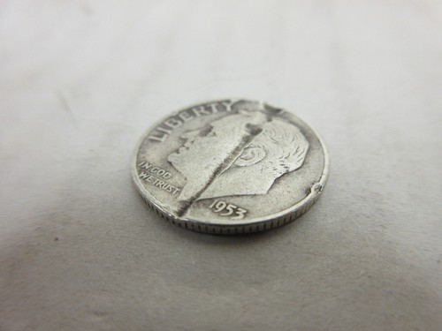 Error 1953 United States Roosevelt Dime 90% Silver US Coin w/ Planchet Defect - Picture 5 of 10
