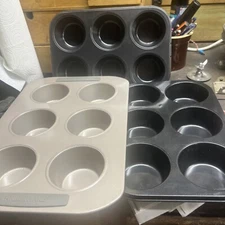 Lot Of Three 6-Cup Muffin Pans, Heavy Duty & Great Condition!