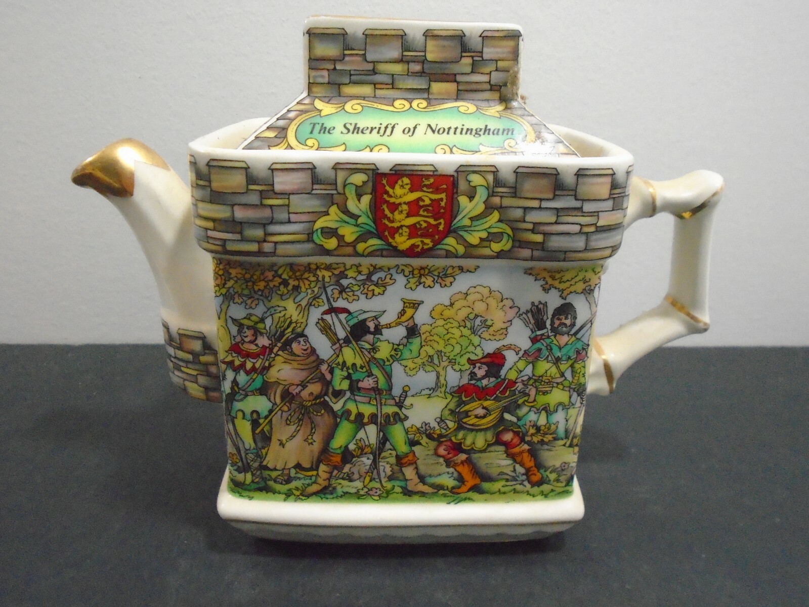 VINTAGE SADLER ROBIN HOOD TEAPOT NO 2019293 ENGLAND 6" TALL eBay