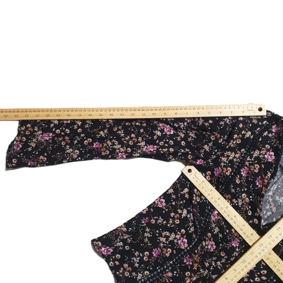 Blusa Top American Rag Cie XXS Negra Mujer Manga Larga Henley Floral Ribete Picot Foto 4 de 4