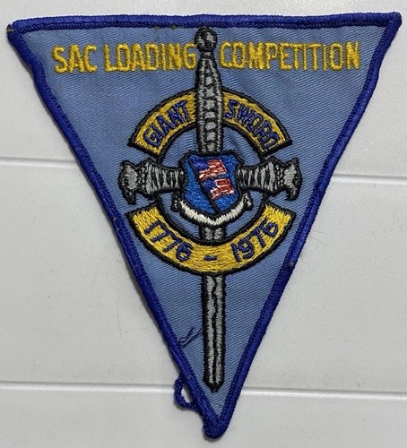 USAF Air Force SAC Loading Competition 1776-1976 Giant Sword Embroidered Patch - Imagen 2 de 4