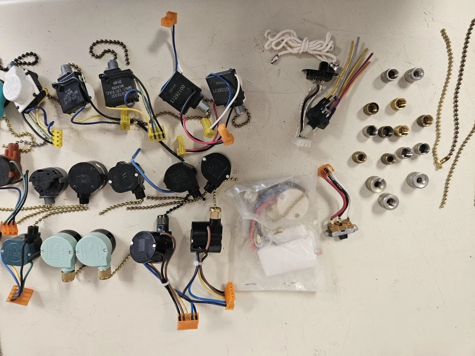 Casablanca Pull Chain Switches 32 Ea. Sold As A LOT with Rev Switch's and chain - Image 3 of 4