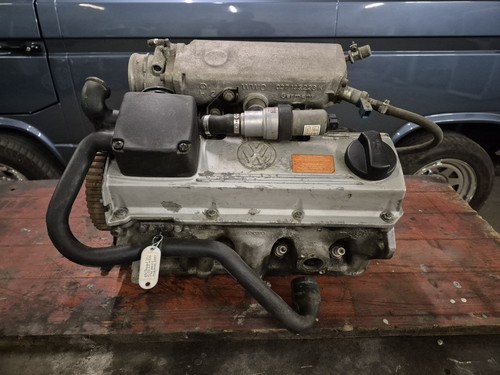 VW Passat 35i 2.0  115 PS Bj.1993 Kompl. Zylinderkopf m. allen Anbauteilen