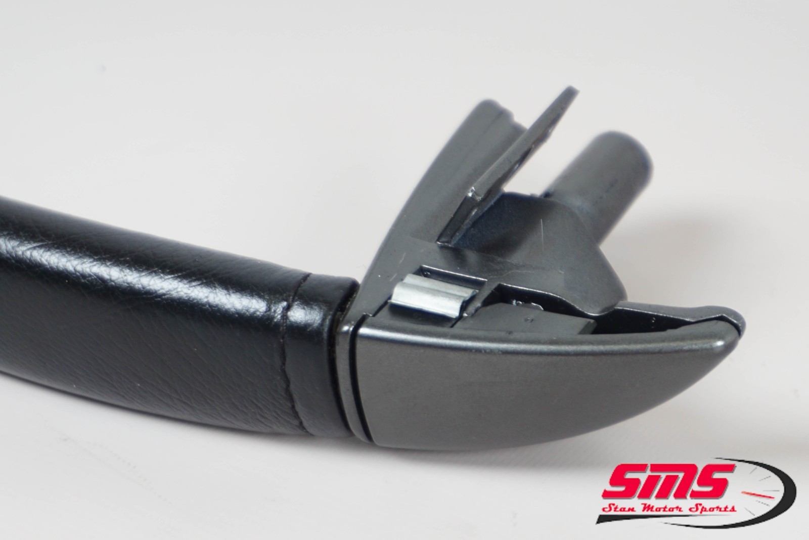 08-19 Maserati Granturismo M145 Right Door Panel Handle Black Leather 36K OEM