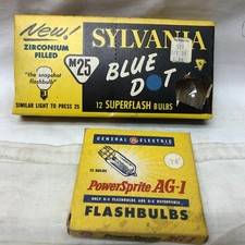 Vtg SYLVANIA BLUE DOT SUPERFLASH BULBS M25  PowerSprite AG-1 Flashbulbs in Box