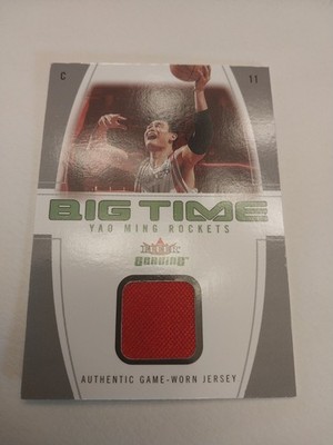 2004/05 Fleer Genuine Big Time Game Jersey Yao Ming! HoT!
