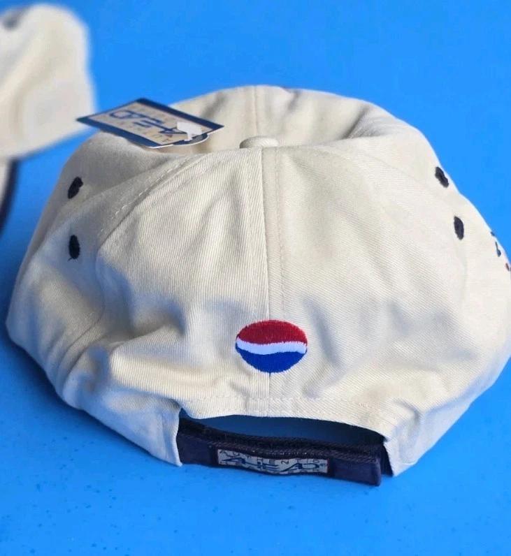 NUEVO (2) 2001 EE. UU. Mujer Sombrero Abierto USGA Tour 77th Pine Needles Ajustable Bandera de EE. UU.  Foto 2 de 4