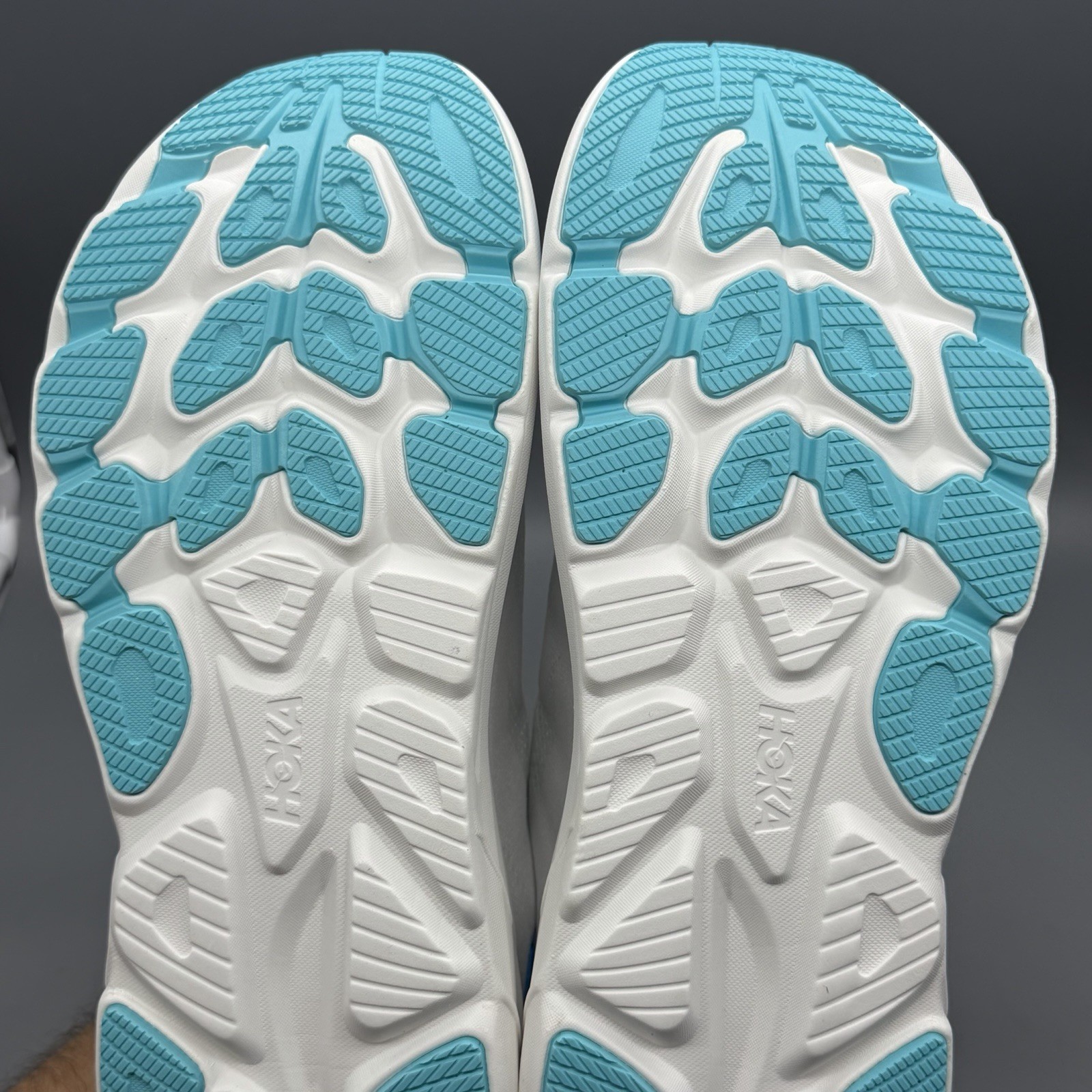 Hoka One One Clifton 10 Men’s 14 D Running Shoes Gym Training White Skyward Blue thumbnail 9