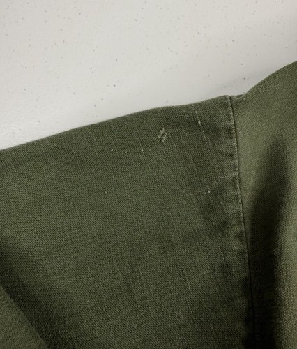 Vtg US Army Field Shirt OG Cotton Sateen Vietnam 60s 70s Military Small 14.5x31 - Afbeelding 9 van 9