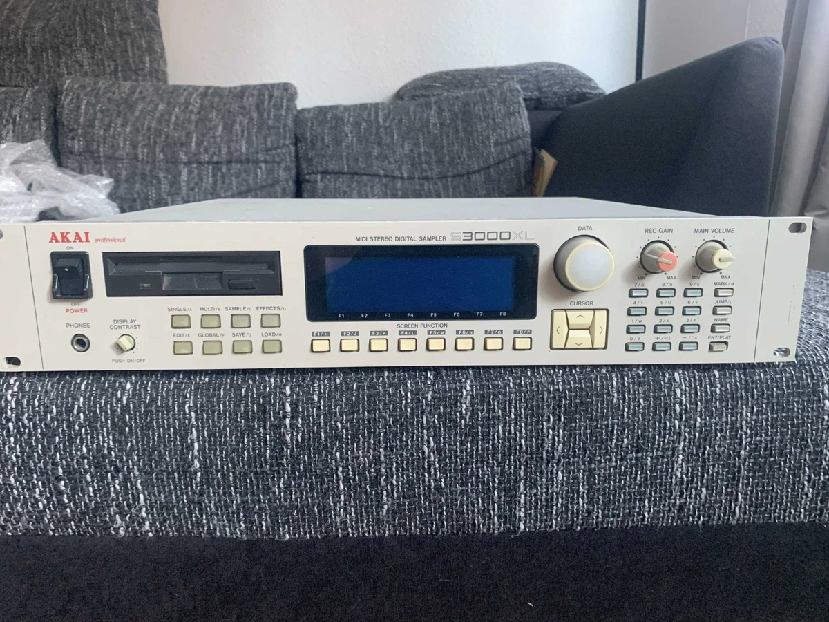 【ジャンク品】AKAI S3000XL サンプラー Amazon | AKAI S3000XL サンプラー (premium vintage) | サンプラー