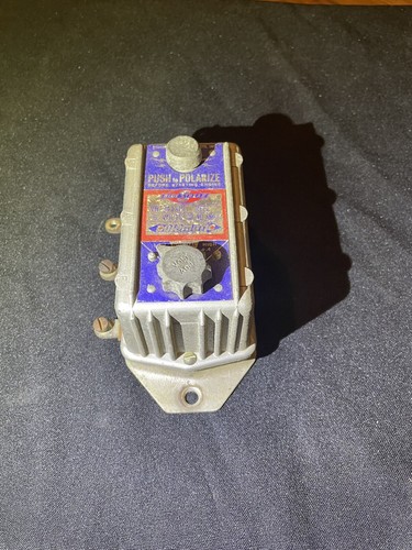 VINTAGE BLUE STREAK 6V POLAMATIC VOLTAGE REGULATOR - Picture 2 of 5