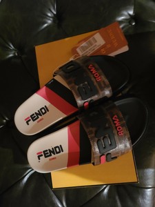 new fendi logo