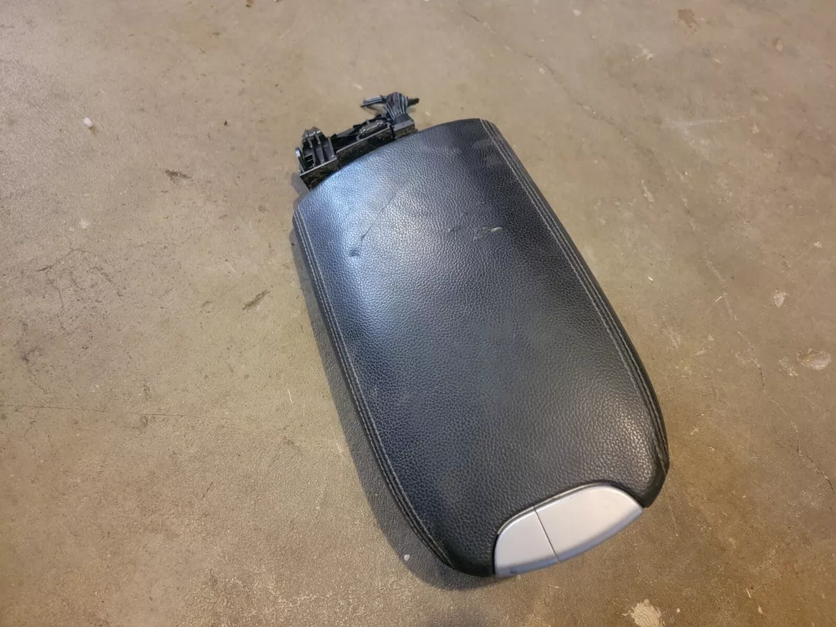 Mercedes benz outlet center console lid