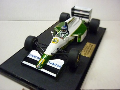 Tamiya 23001 Lotus Type 102B M. Hakkinen 1/20 - Afbeelding 1 van 7