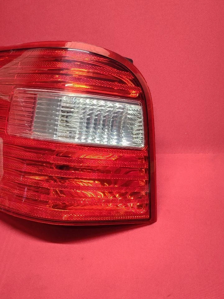 Ford Freestyle 2005-2007 conductor izquierdo luz trasera lámpara de parada con bombillas 6F9Z-13405-AA Foto 3 de 4