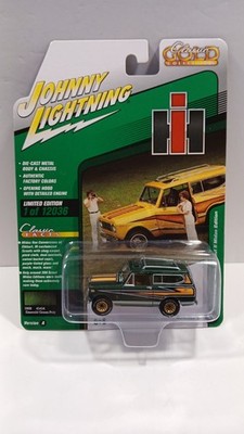 Johnny Lightning 1979 INTERNATIONAL SCOUT ii Midas Edition 1:64 - Classic Gold