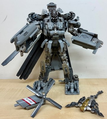 Transformers - Blackout Actionfigur mit Scorponok - Studio Series Leader Class