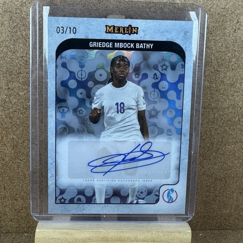 Topps Merlin 2025 UEFA Womens Euros /10 Griedge Mbock Bathy SP Black Auto France