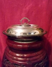 Mappin & Webb Mappin Plate serving dish Silverplate Covered Vegetable Dish entre