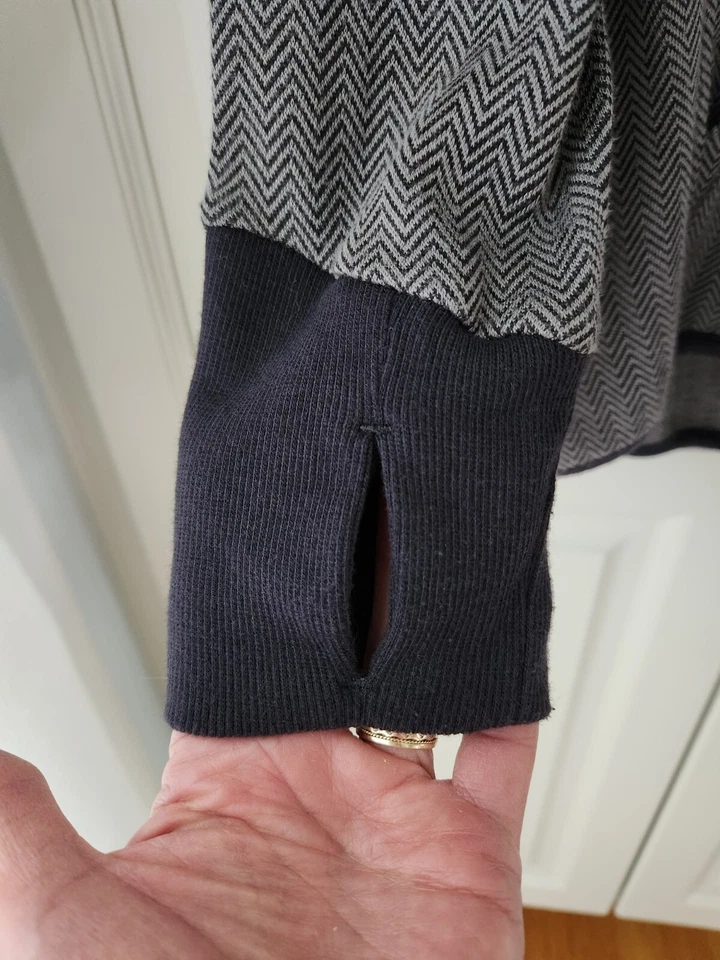 Mondetta Capucha Cuello Pullover Talla L Gris Canguro Bolsa Agujeros para Pulgar Foto 4 de 4