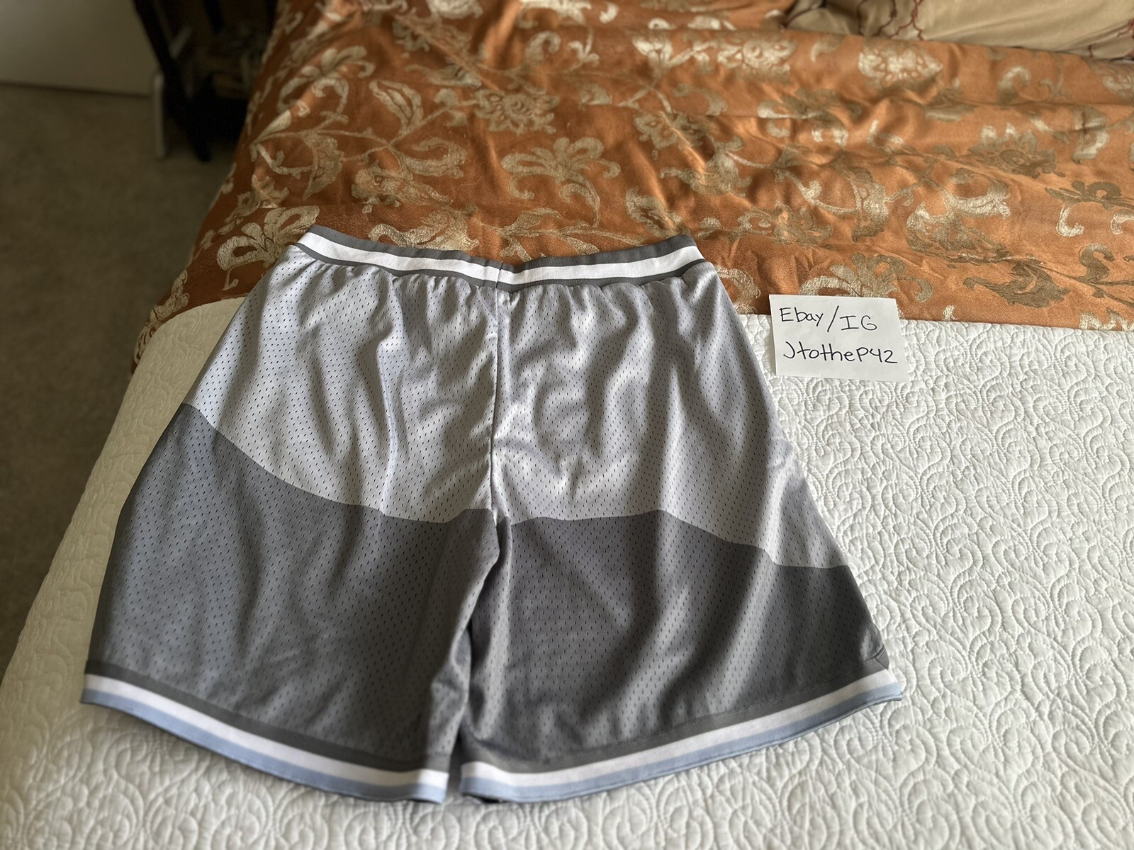 Foto 2 di 2